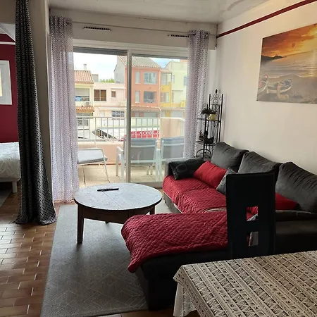 Central Avec Piscine Et Parking Au Cap D'agde - 5 Pers - Fr-1-749-62